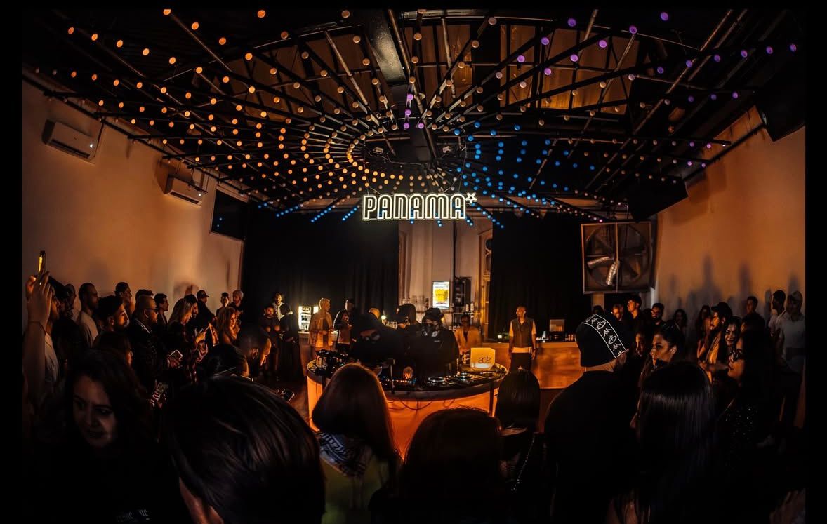 Momentum โ House of Frequencies